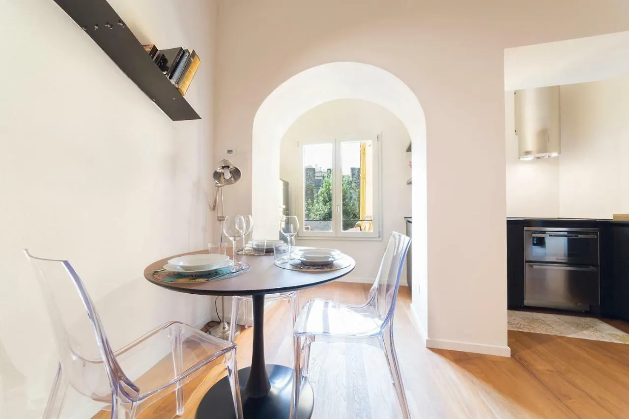Daire San Niccolo Hidden Gem Suite Floransa